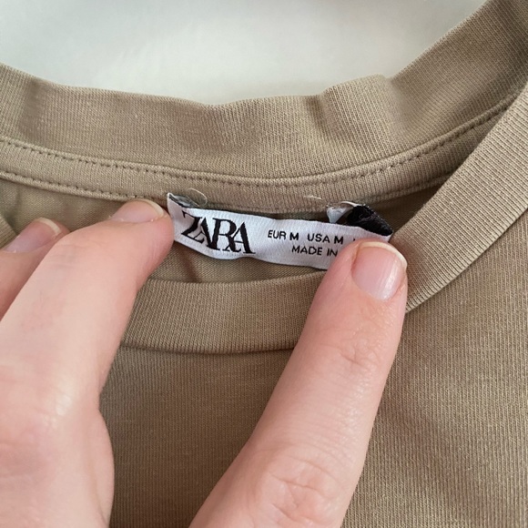 Zara Cropped Muscle Tank - Picture 3 of 3